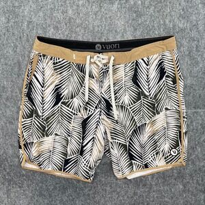 Vuori Shorts Mens 36 Cruise Boardshorts Palm Leaf Floral Print Swim Trunks